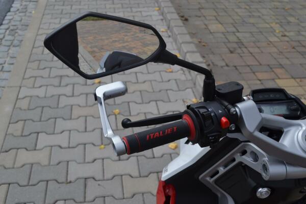Italjet Dragster 200 2023 red