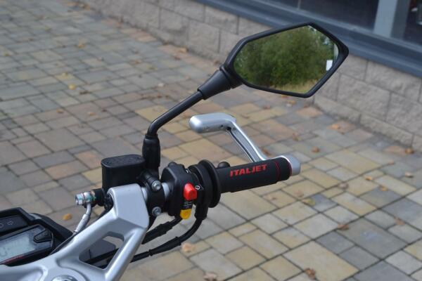 Italjet Dragster 200 2023 red
