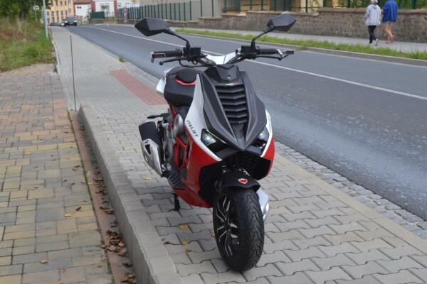 Italjet Dragster 200 2023 red