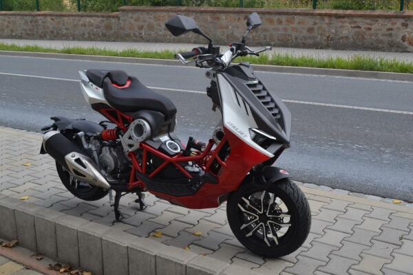 Italjet Dragster 200 2023 red