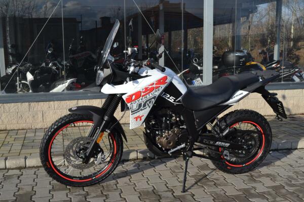 UM DSR Adventure TT 125 2