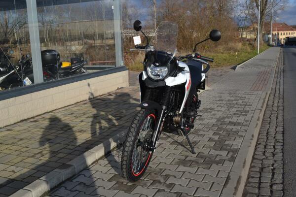 UM DSR Adventure TT 125 2
