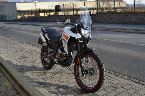 UM DSR Adventure TT 125 2