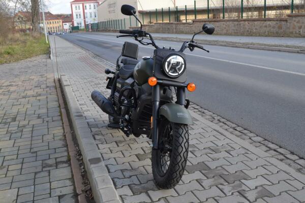 UM Renegade Comando 300 2023