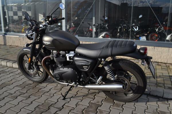 Triumph Street Twin 900