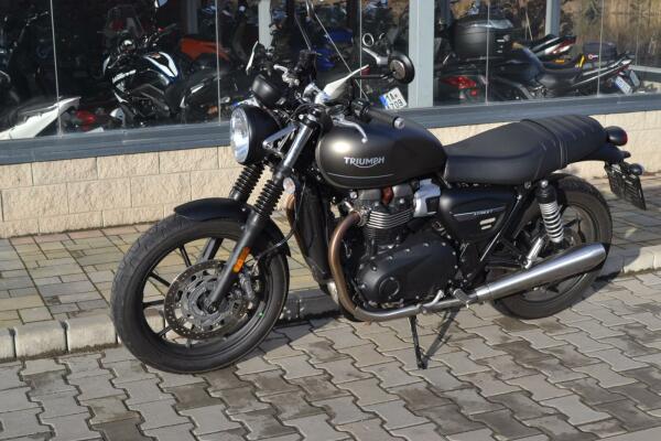Triumph Street Twin 900