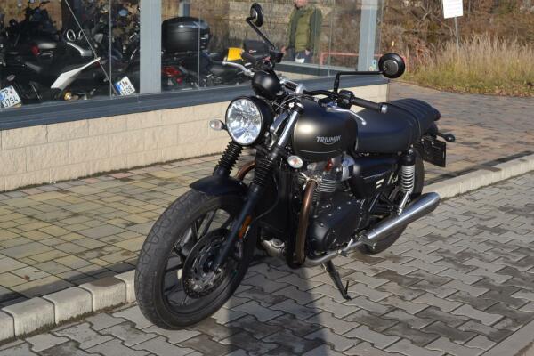 Triumph Street Twin 900