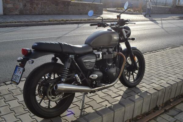 Triumph Street Twin 900