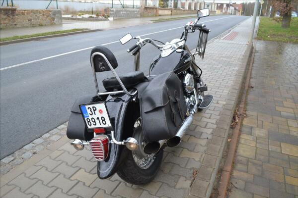 Yamaha XVS 650 Dragstar Classic