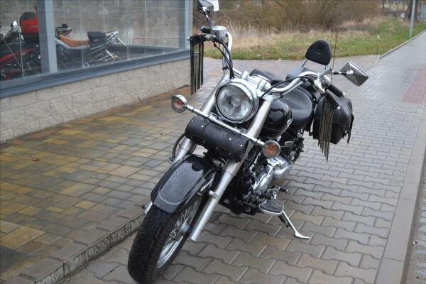 Yamaha XVS 650 Dragstar Classic