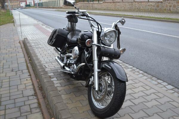 Yamaha XVS 650 Dragstar Classic