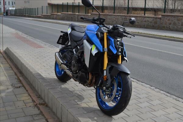 Suzuki GSX-S 1000 2023
