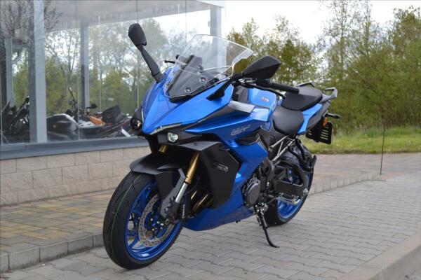 Suzuki GSX-S 1000 GT 2023