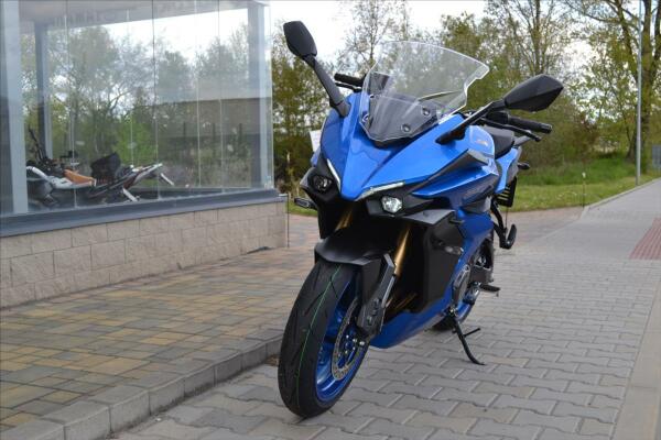 Suzuki GSX-S 1000 GT 2023