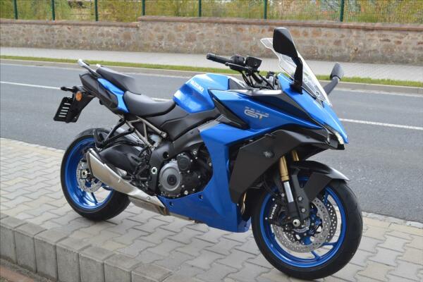 Suzuki GSX-S 1000 GT 2023