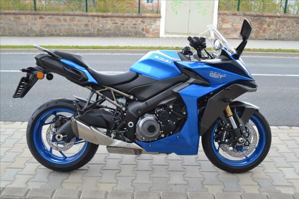 Suzuki GSX-S 1000 GT 2023