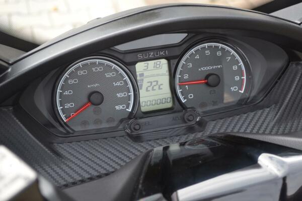 Suzuki Burgman 400 2023