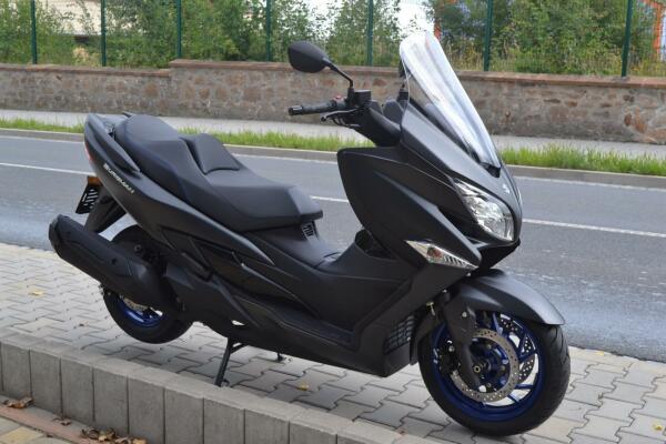 Suzuki Burgman 400 2023