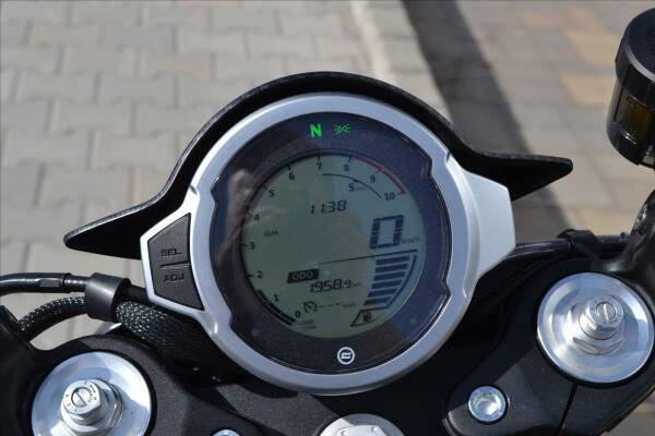 CFMOTO 700 CL-X Sport