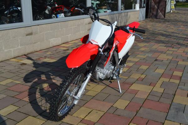 Honda CRF 125 F  malá kola 17´´ a 14
