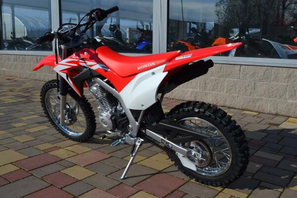 Honda CRF 125 F  malá kola 17´´ a 14