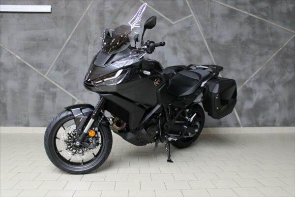 Honda NT 1100 2023 včetně kufrů
