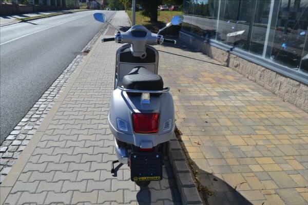 Vespa GTS 300 Super Tech 2023 NEW!