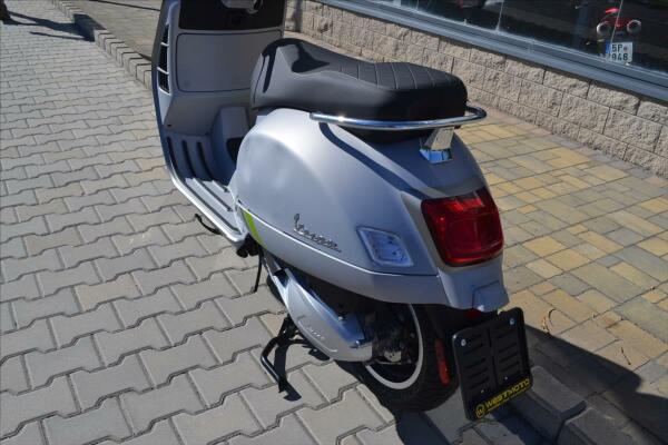 Vespa GTS 300 Super Tech 2023 NEW!