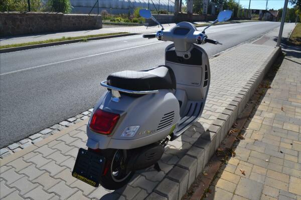 Vespa GTS 300 Super Tech 2023 NEW!