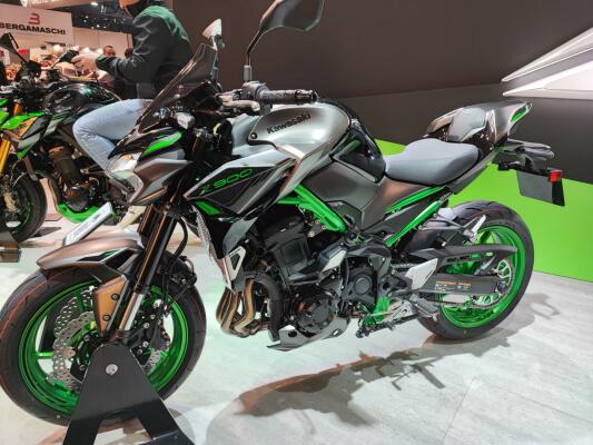 Kawasaki Z 900 2023
