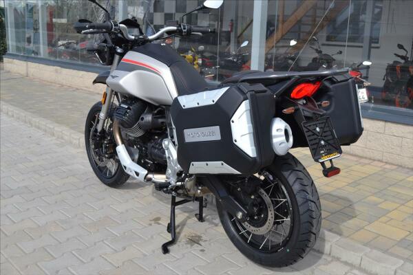 Moto Guzzi V 85 TT Travel 2023