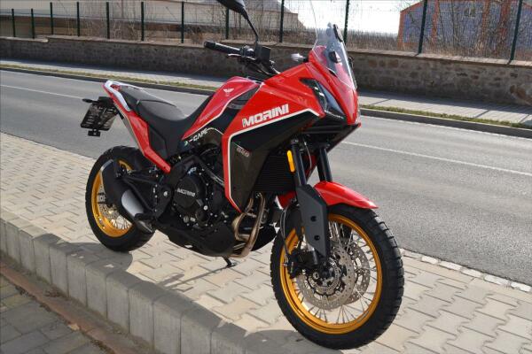 Moto Morini X-Cape Gold 2023