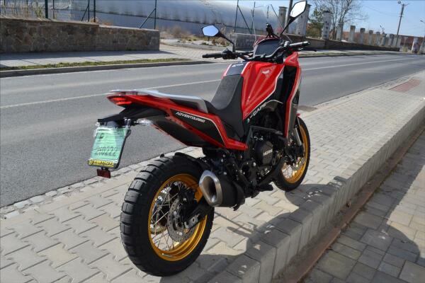 Moto Morini X-Cape Gold 2023