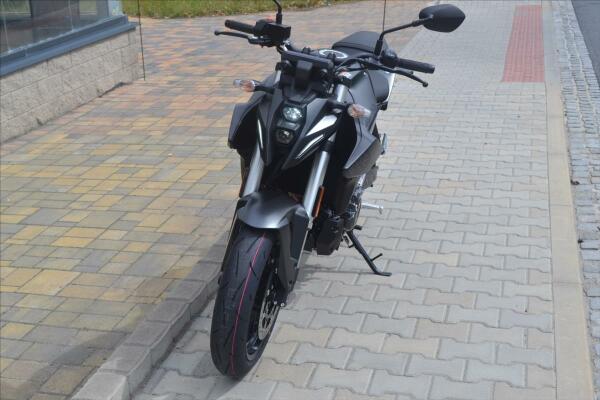 Suzuki GSX-8S 2023
