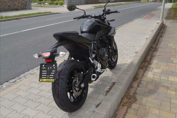 Suzuki GSX-8S 2023