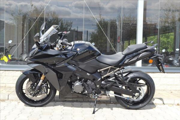 Suzuki GSX-S 1000 GT 2023