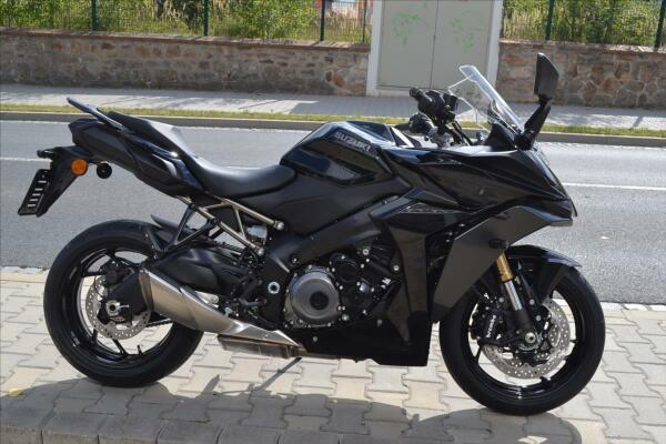 Suzuki GSX-S 1000 GT 2023