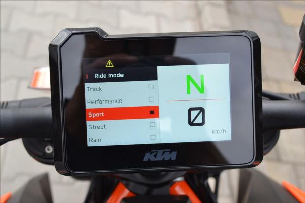 KTM 1290 Super Duke R 2023 +Tech p