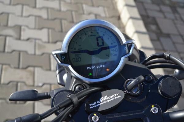 Moto Guzzi V7 Stone Cententario 2023 Euro