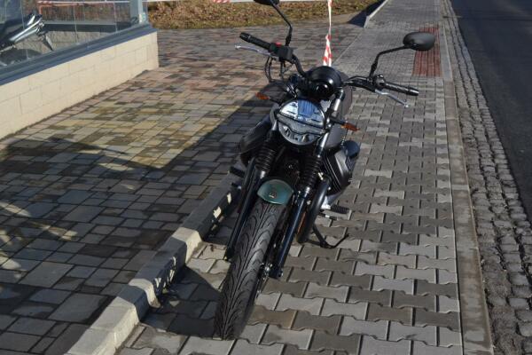 Moto Guzzi V7 Stone Cententario 2023 Euro