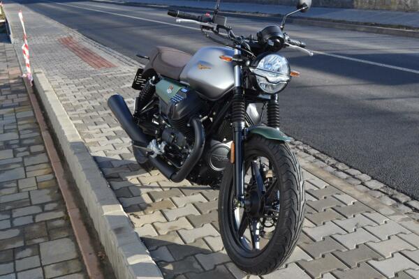 Moto Guzzi V7 Stone Cententario 2023 Euro