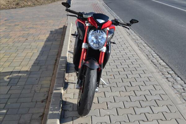 MV Agusta Brutale 800 RR Dragster