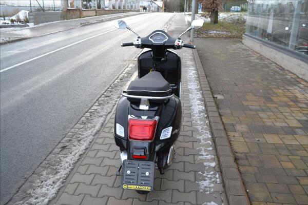 Vespa GTS 300 Super 2023 Nový model