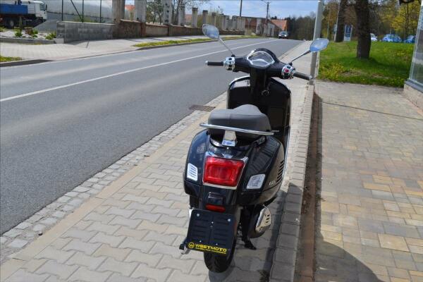 Vespa GTS 300 2023 nový model