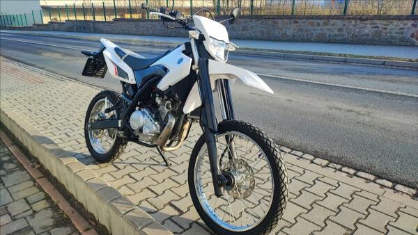 Yamaha WR 125 R 2016