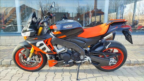 Aprilia Tuono V4 1100 Factory 2024