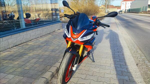 Aprilia Tuono V4 1100 Factory 2024