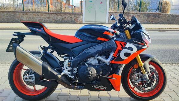 Aprilia Tuono V4 1100 Factory 2024