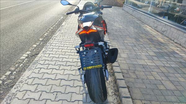 Aprilia Tuono V4 1100 Factory 2024