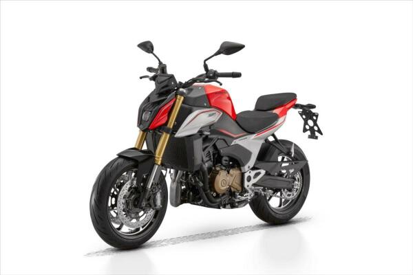 QJ Motor SRK 600 2025